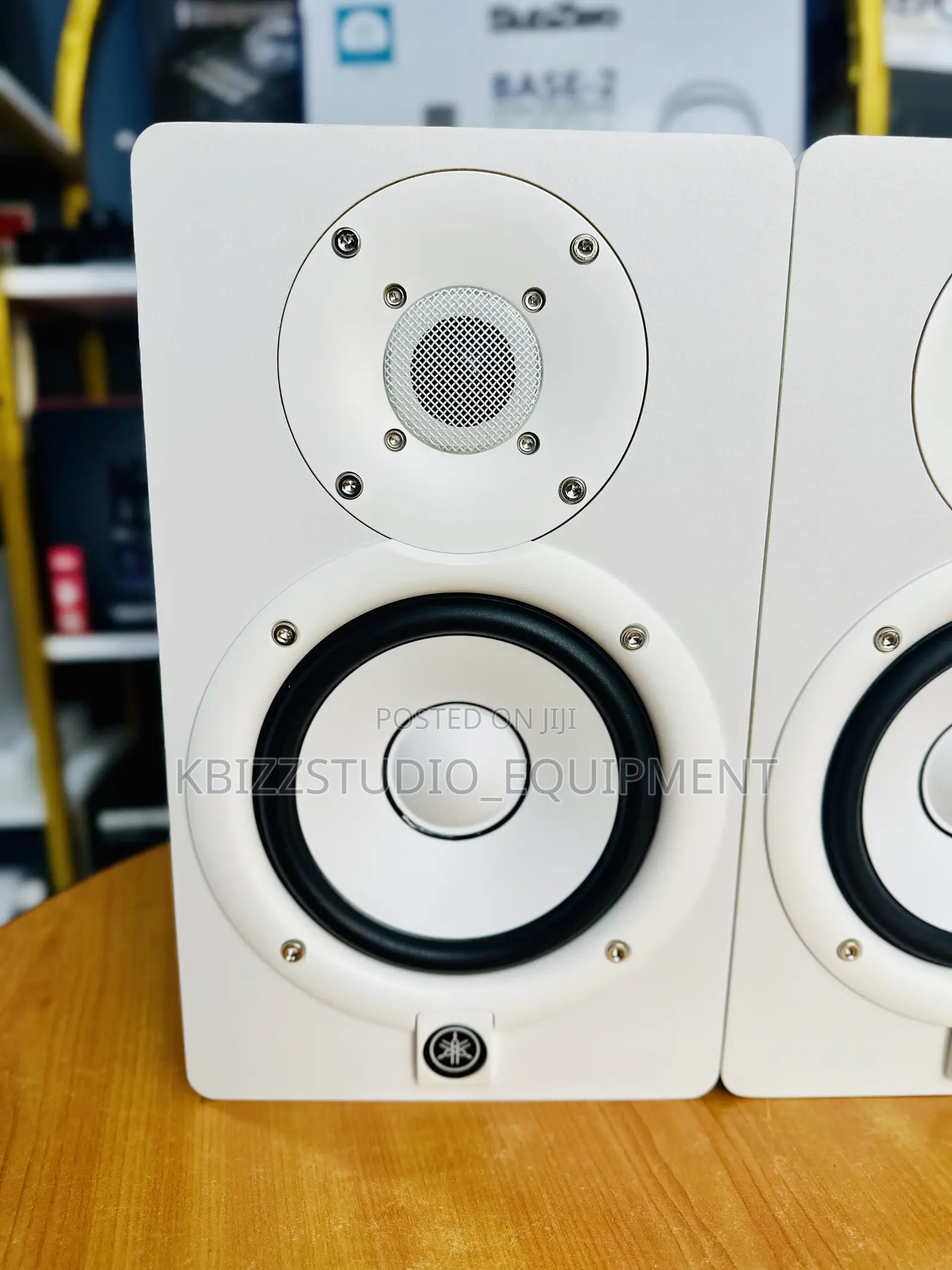 Yamaha Hs5i Powered Studio Monitor Speaker