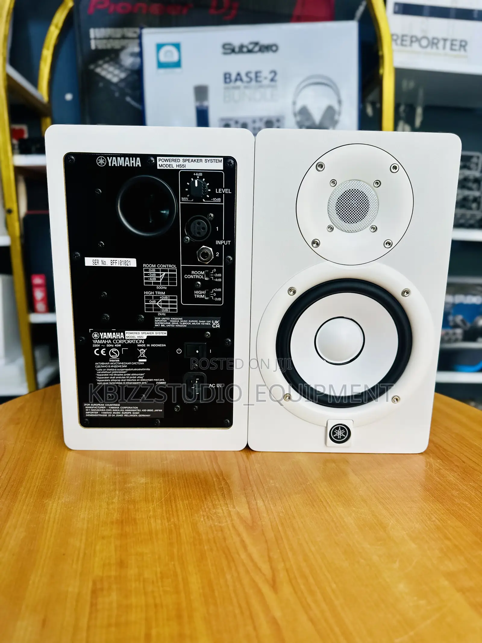 Yamaha Hs5i Powered Studio Monitor Speaker
