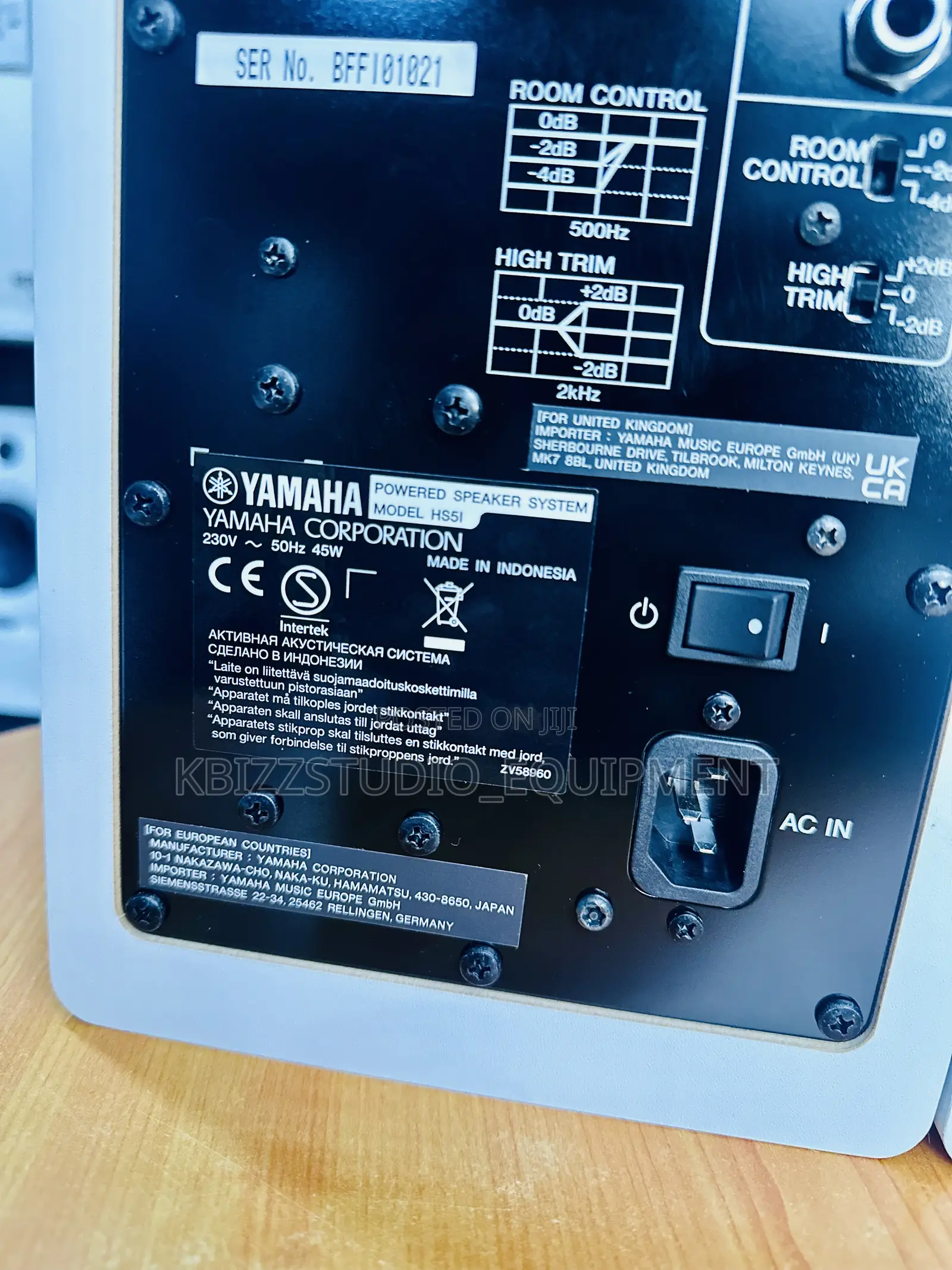 Yamaha Hs5i Powered Studio Monitor Speaker