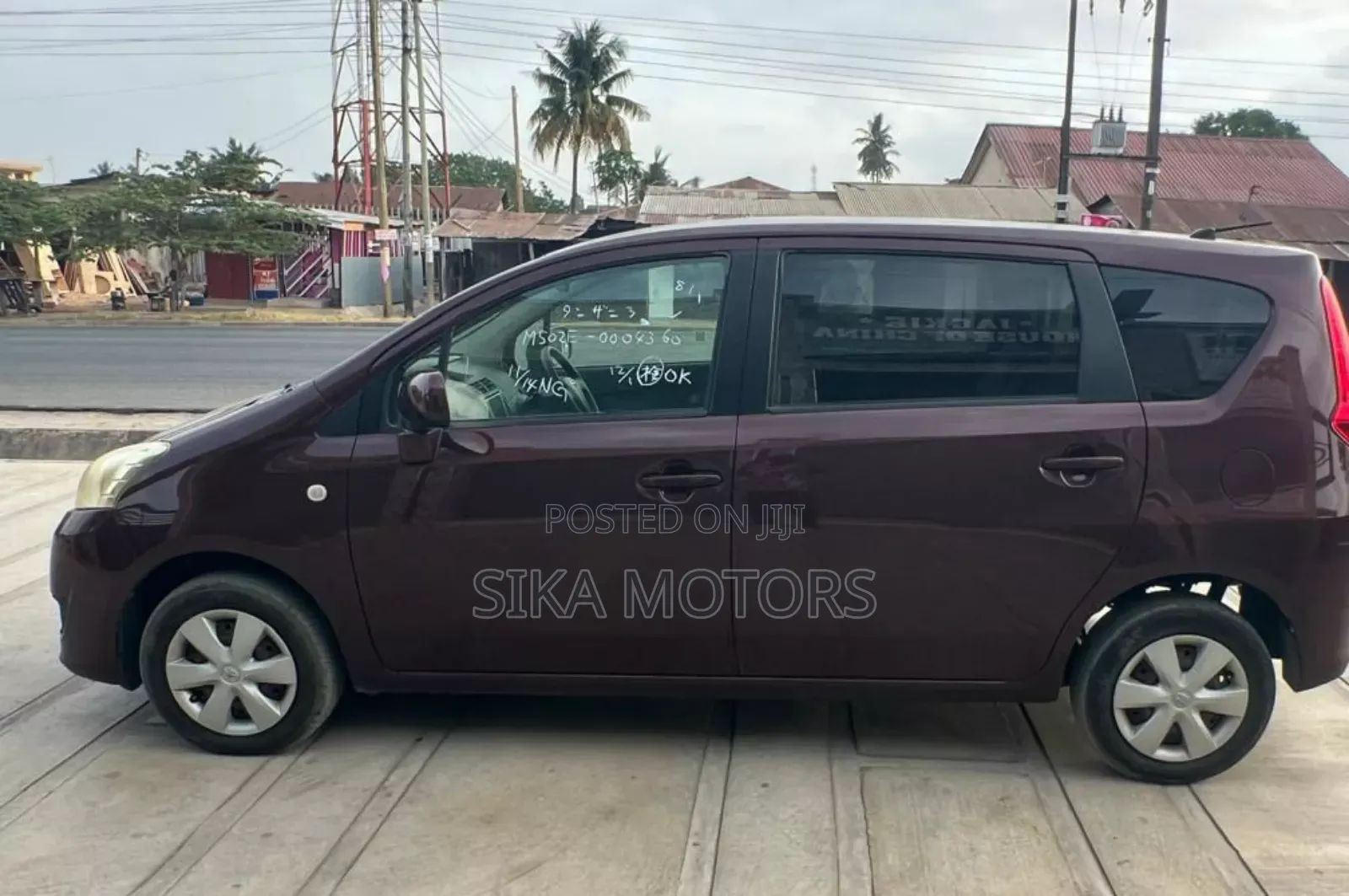 Toyota Passo Sette 2009 Purple