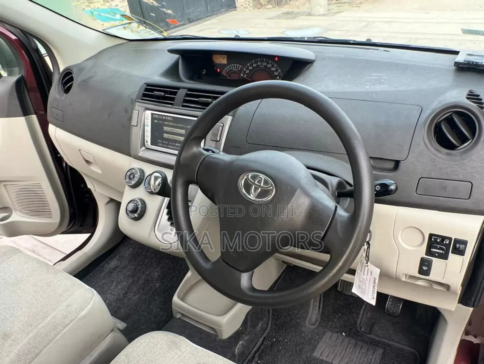Toyota Passo Sette 2009 Purple