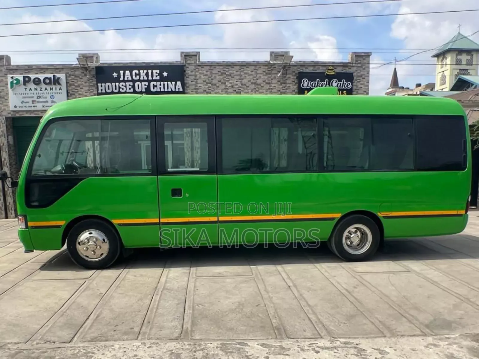 Toyota Coaster 2004 Green