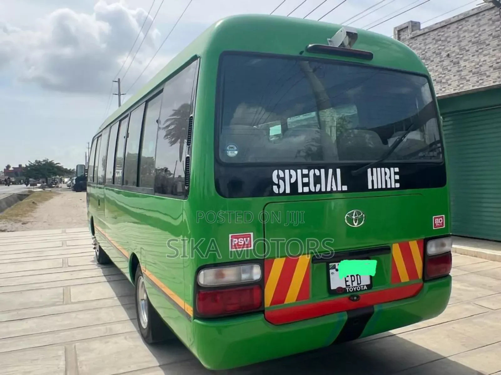 Toyota Coaster 2004 Green