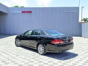 Toyota Crown 2008 Black