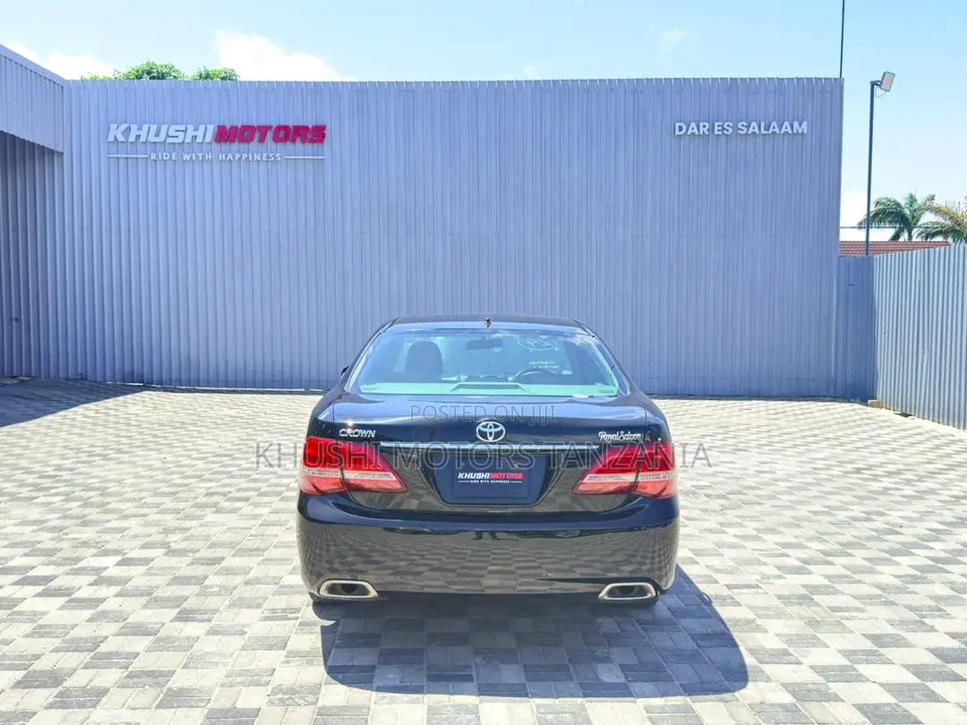 Toyota Crown 2008 Black