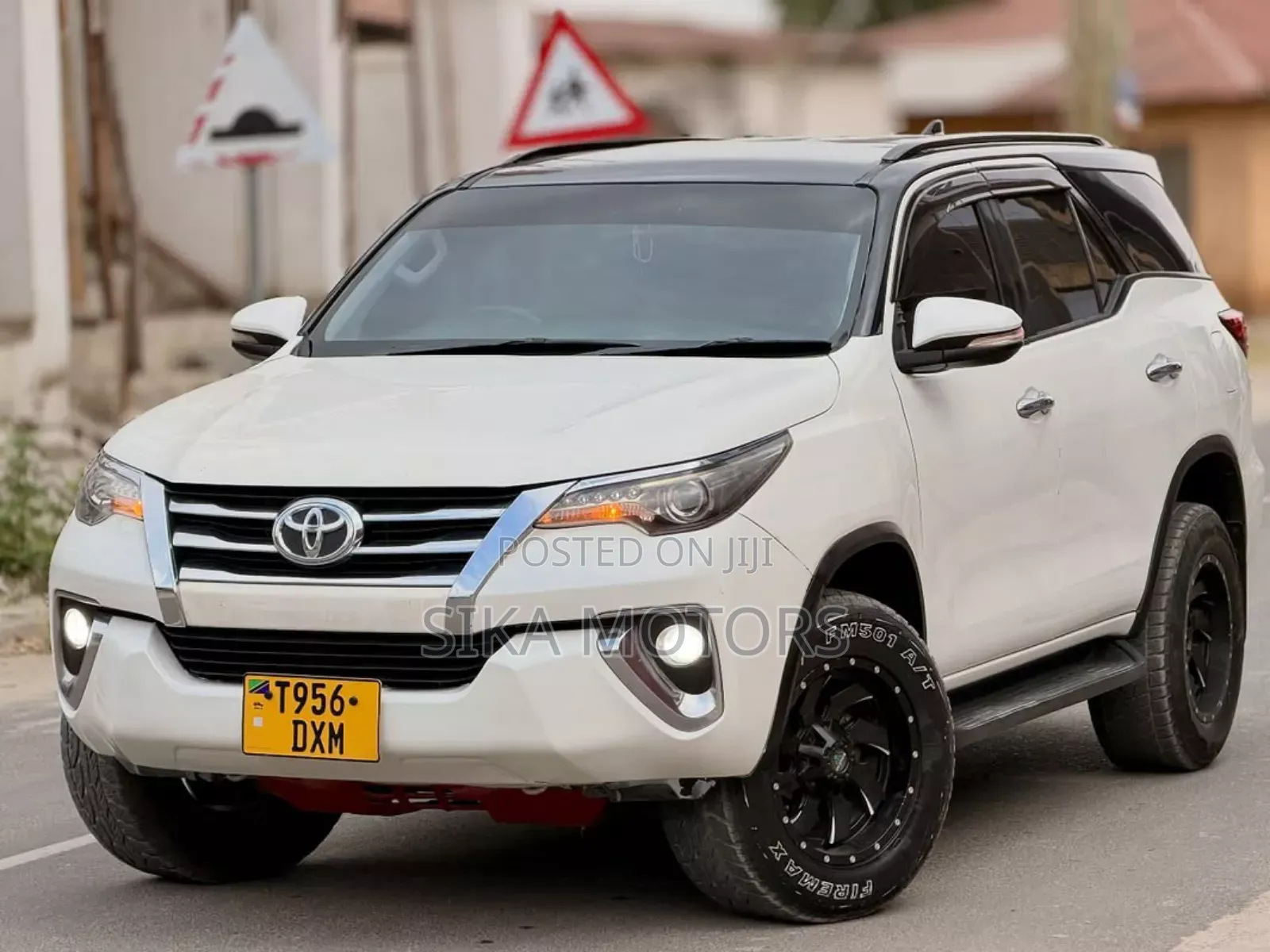 Toyota Fortuner 2017 White