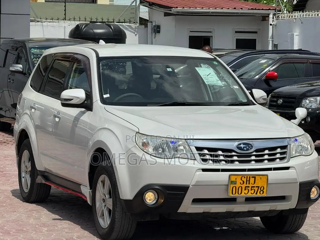 Subaru Forester 2.0D X 2009 White