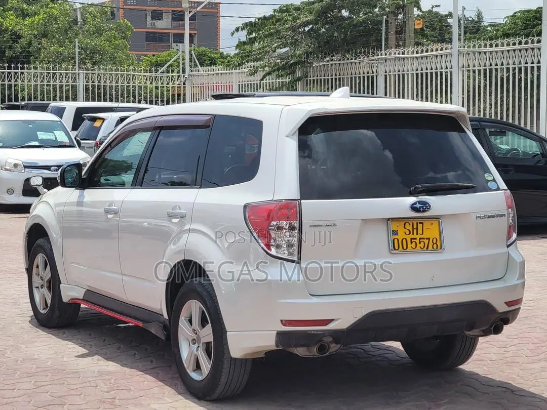 Subaru Forester 2.0D X 2009 White