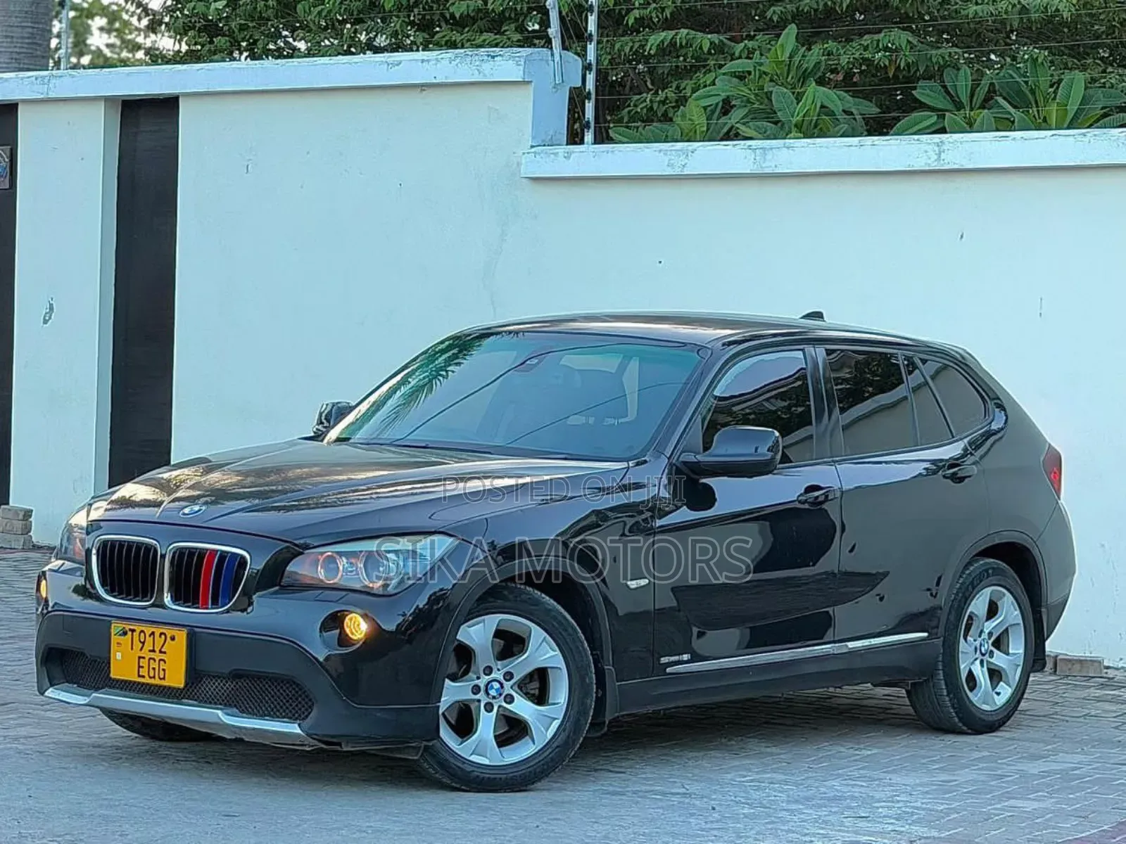 BMW X1 2011 Black