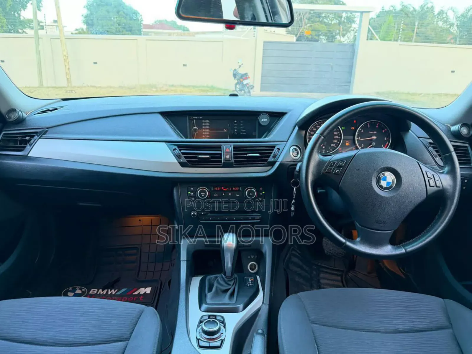 BMW X1 2011 Black