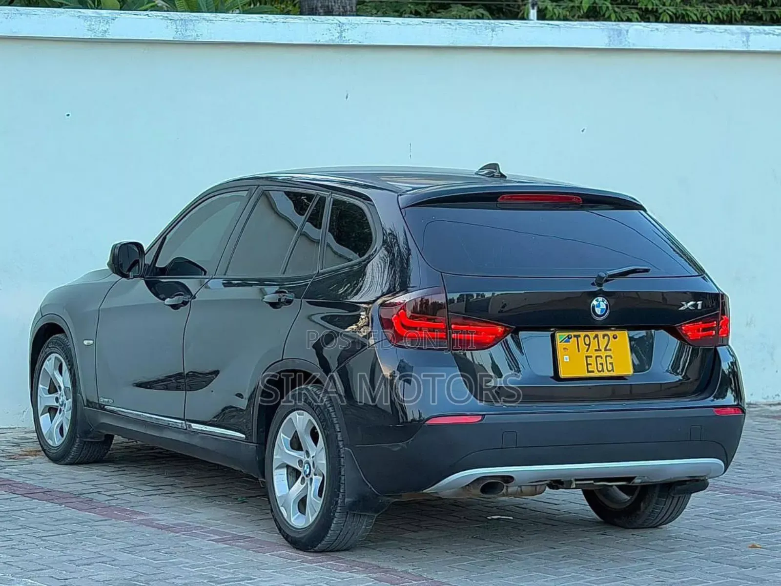 BMW X1 2011 Black