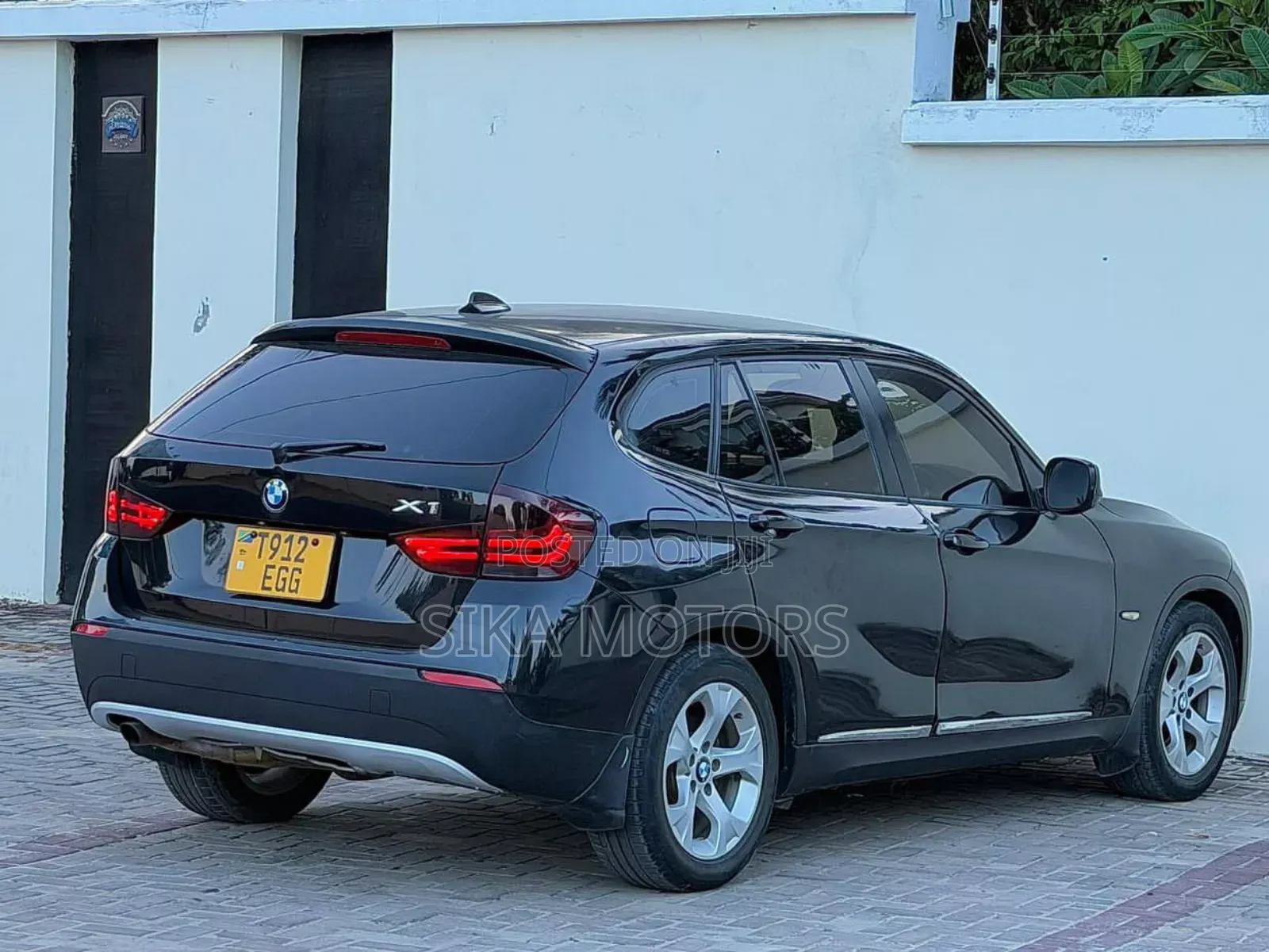 BMW X1 2011 Black