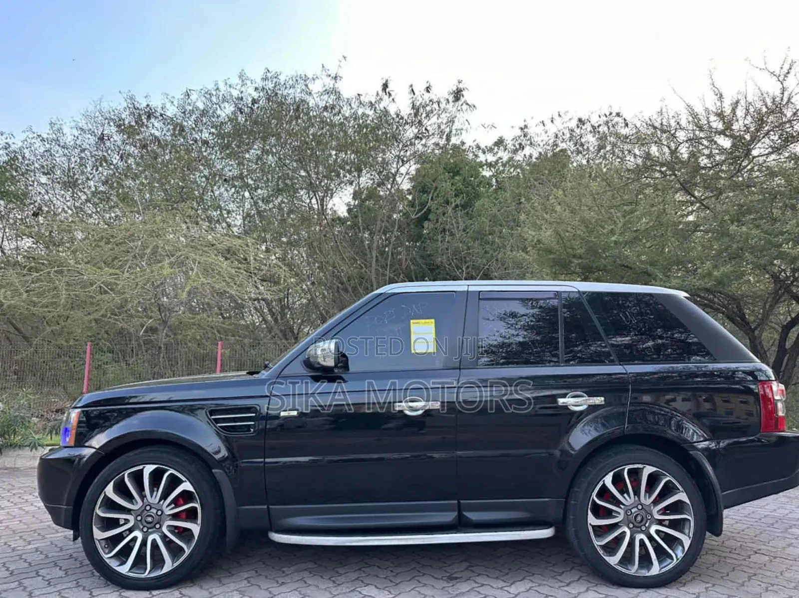Land Rover Range Rover Vogue 2016 Black