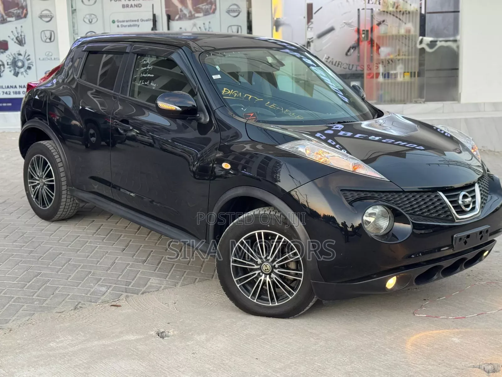 Nissan Juke 2011 Black