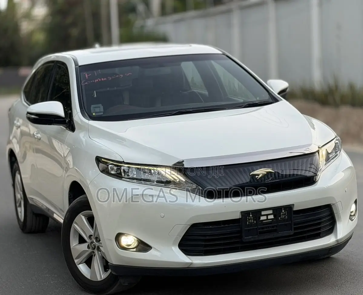 Toyota Harrier 2.0 2014 White