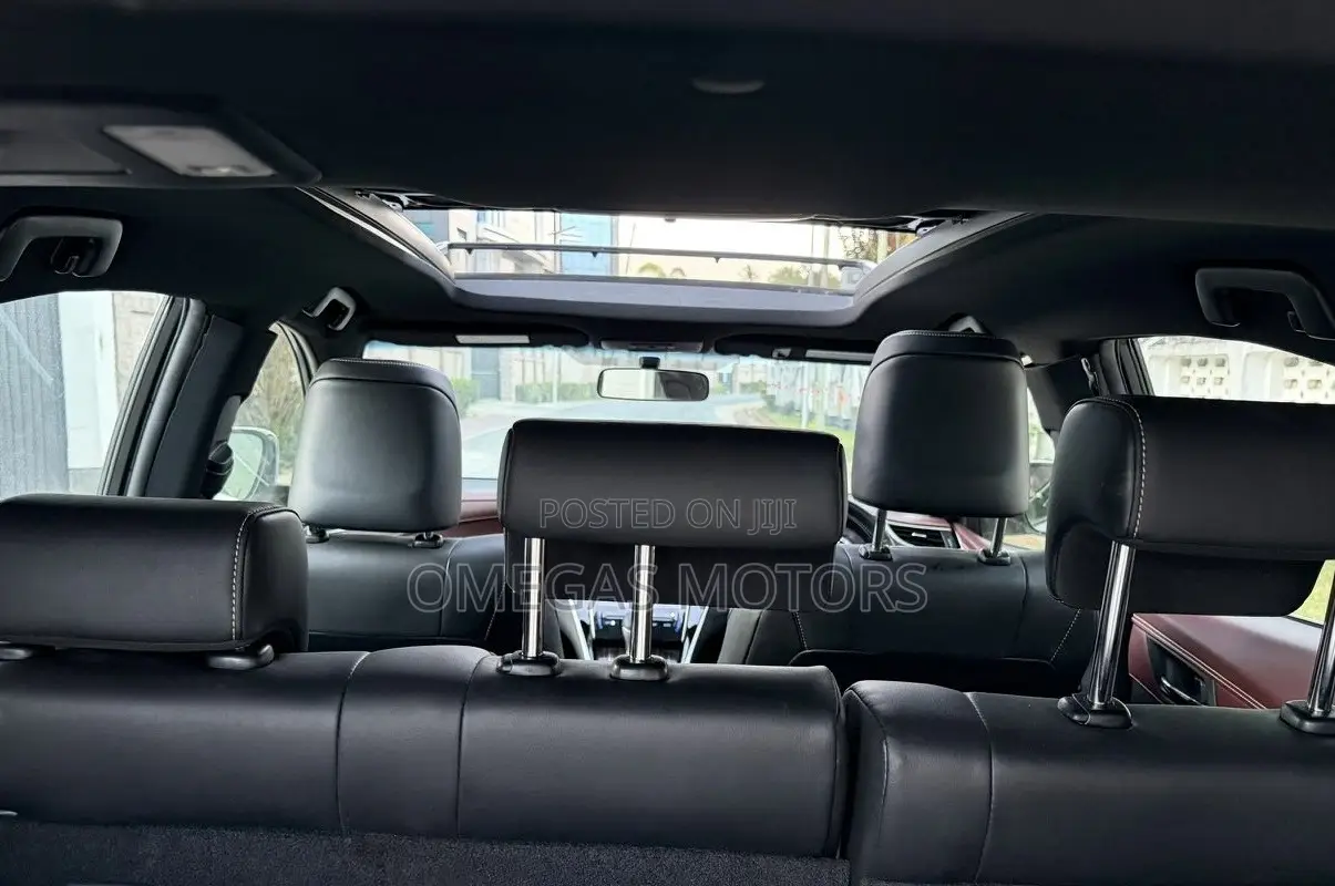 Toyota Harrier 2.0 2014 White
