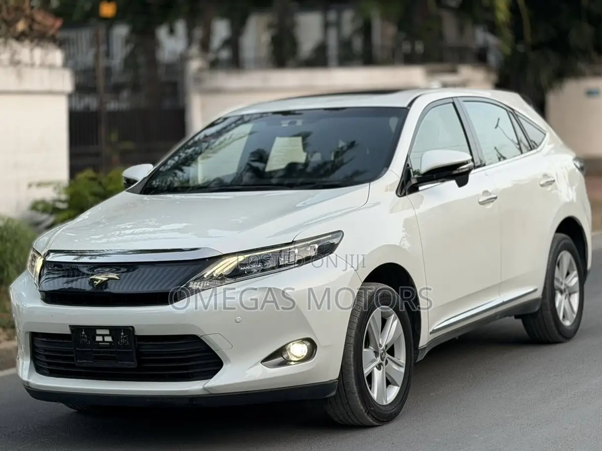 Toyota Harrier 2.0 2014 White