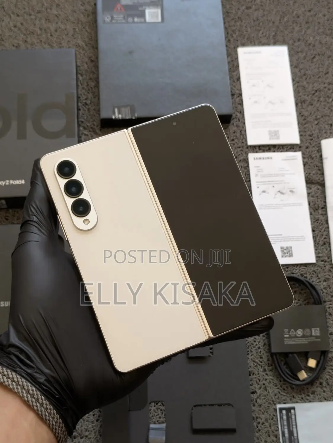 New Samsung Galaxy Z Fold4 256 GB