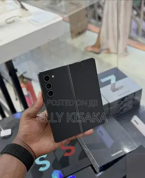 New Samsung Galaxy Z Fold 5 256 GB Black