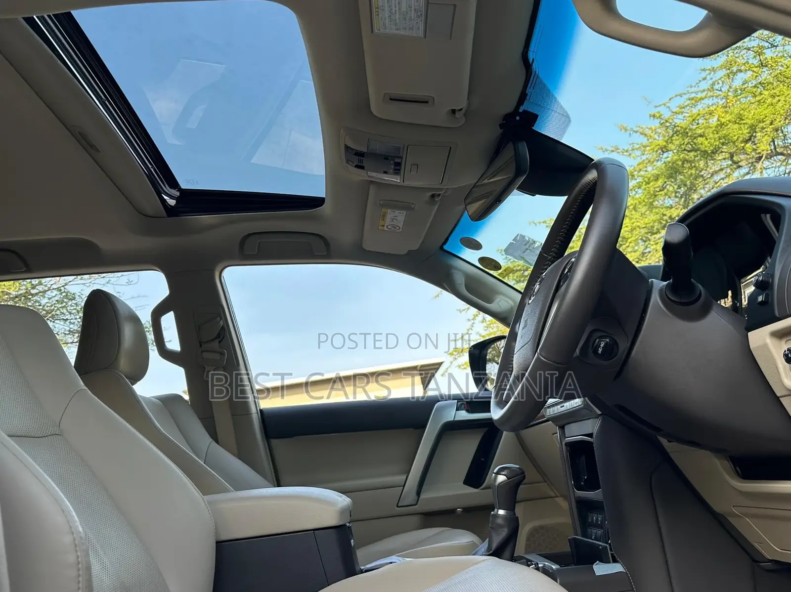 Toyota Land Cruiser Prado 2023 White