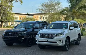 Toyota Land Cruiser Prado 2023 White