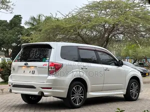 Subaru Forester 2011 White