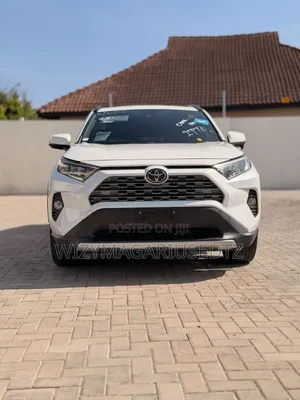 Toyota RAV4 2019 Off white