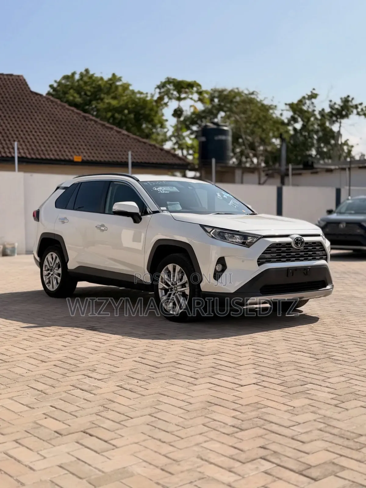 Toyota RAV4 2019 Off white