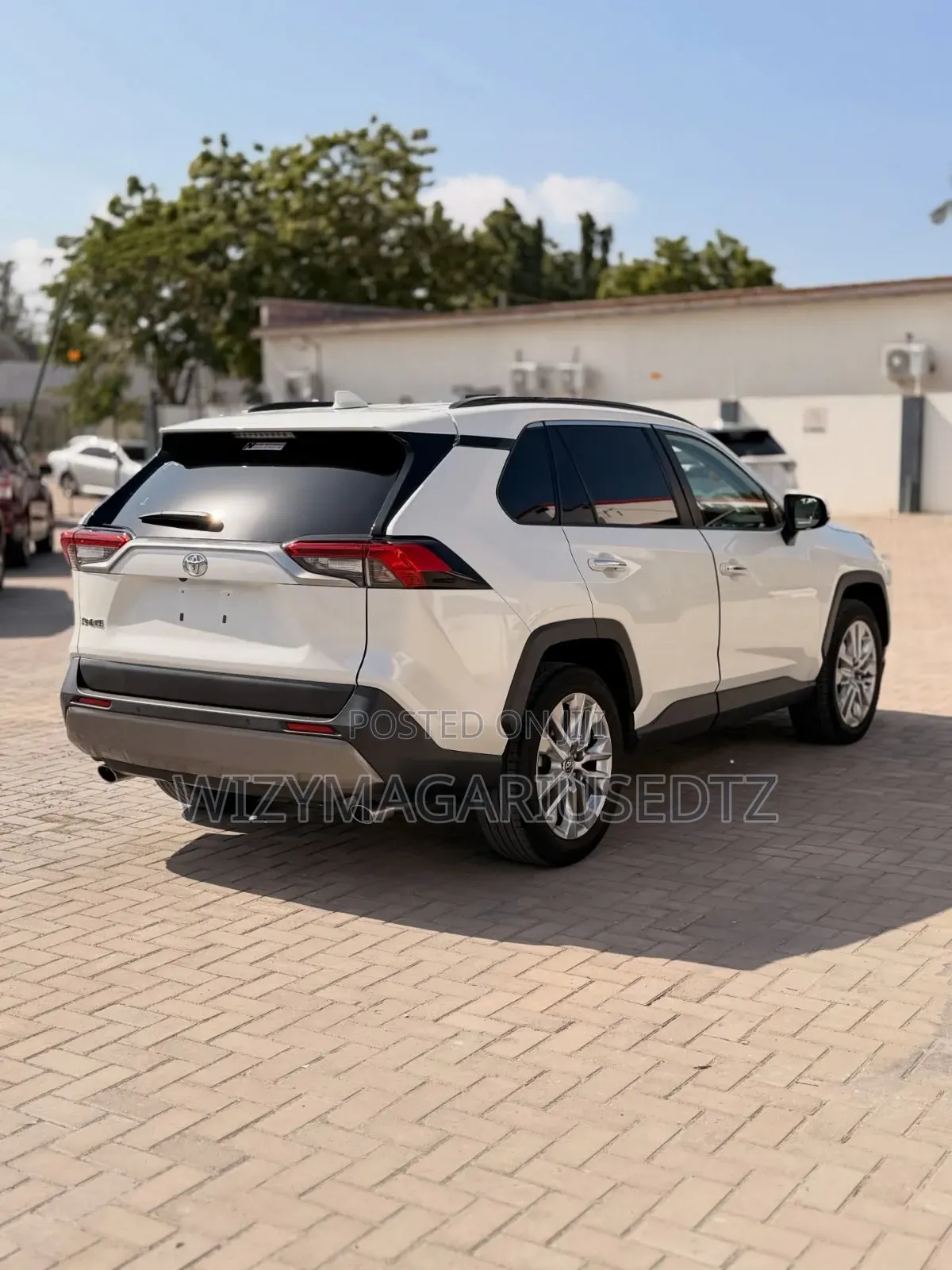 Toyota RAV4 2019 Off white