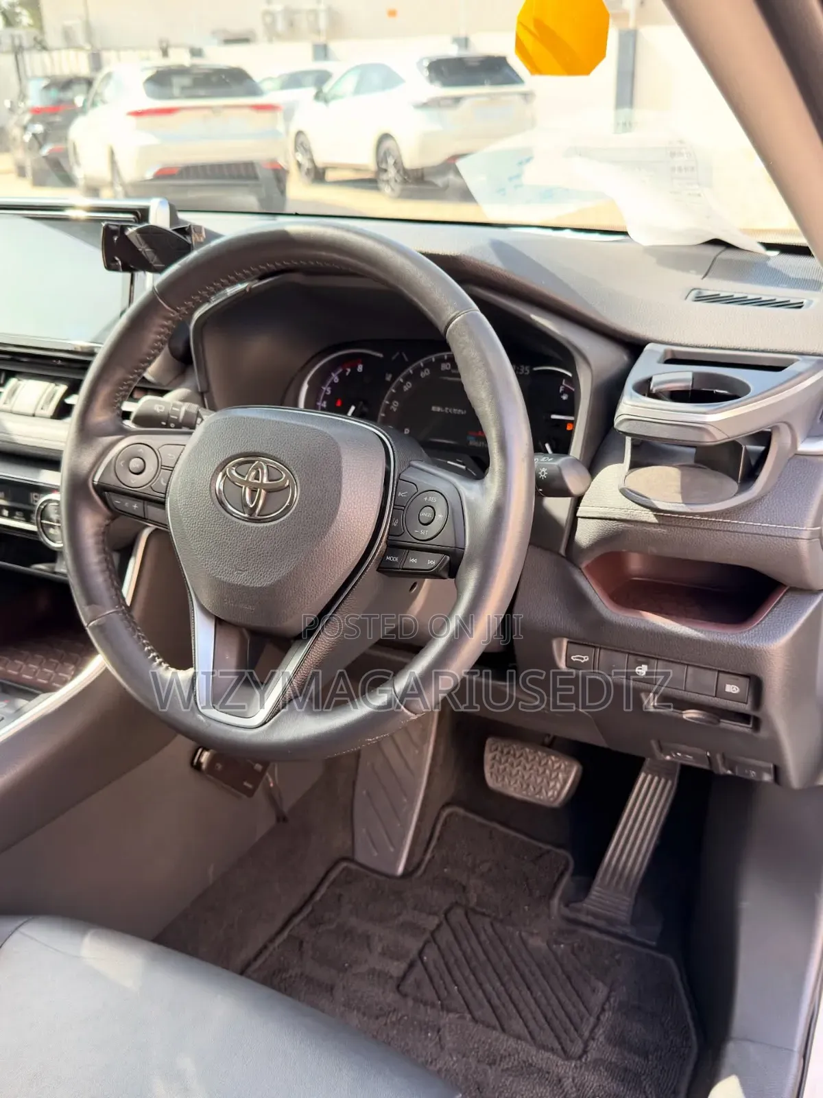 Toyota RAV4 2019 Off white