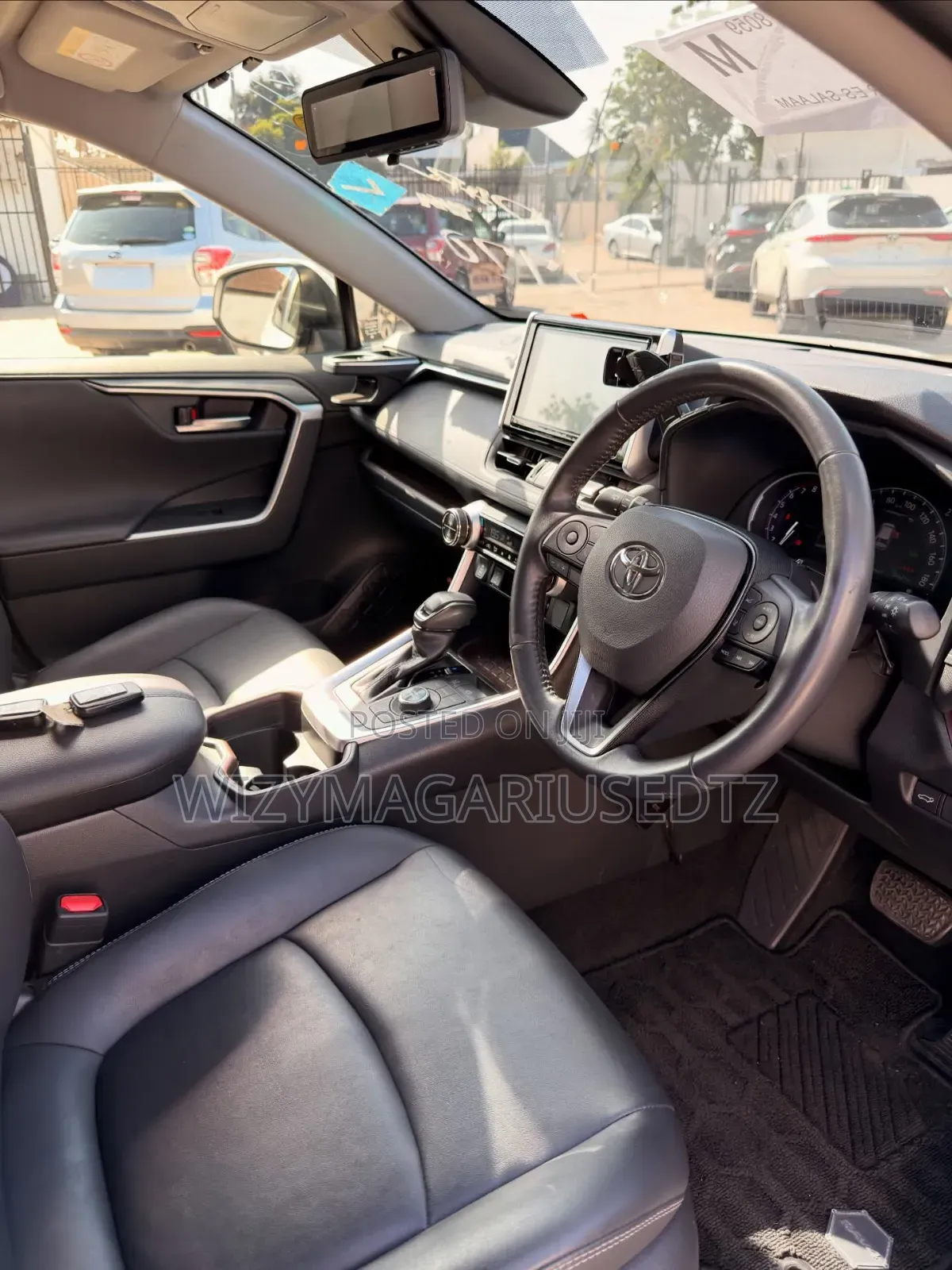 Toyota RAV4 2019 Off white