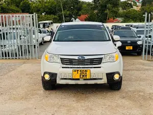 Subaru Forester 2009 White
