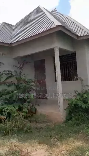 3bdrm House in Goba for sale