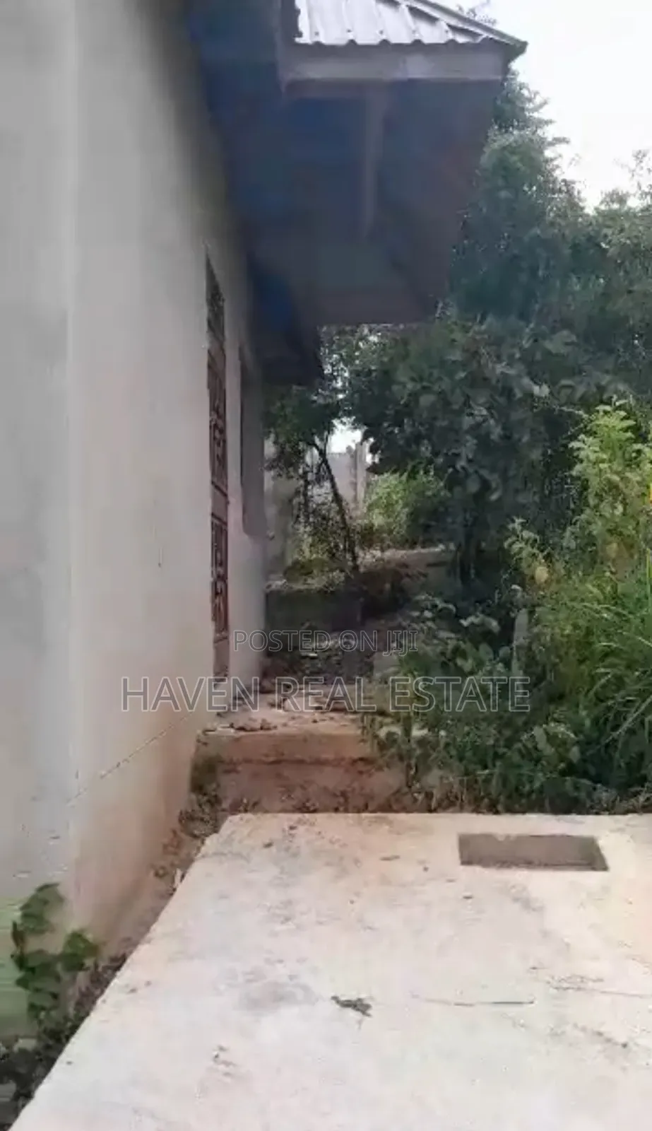 3bdrm House in Goba for sale