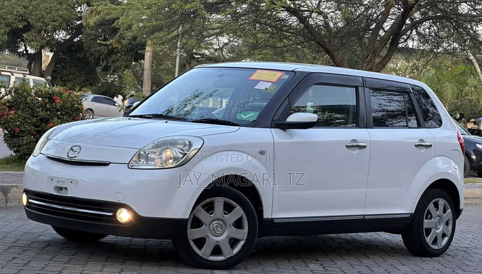 Mazda Verisa 2007 White