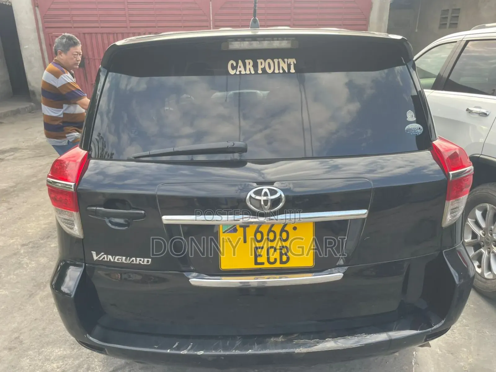 Toyota Vanguard 2011 Black