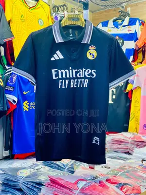 Real Madrid Special Edition Football Jersey With a Collar
