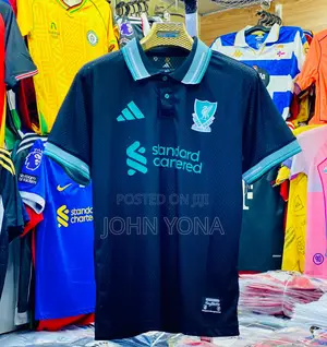 Liverpool Fc 25/26 Jersey in Black and Green