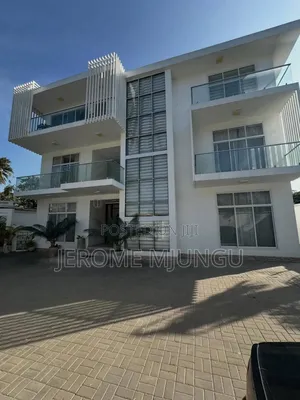 6bdrm House in Ada Estate for rent
