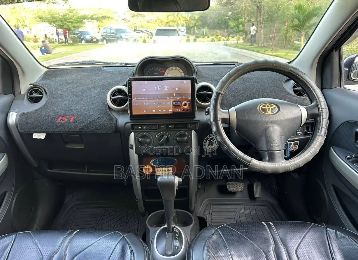 Toyota IST 2004 Black