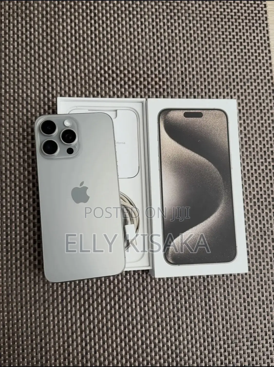 New Apple iPhone 15 Pro Max 256 GB Silver