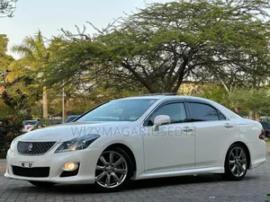 Toyota Crown 2009 Off white
