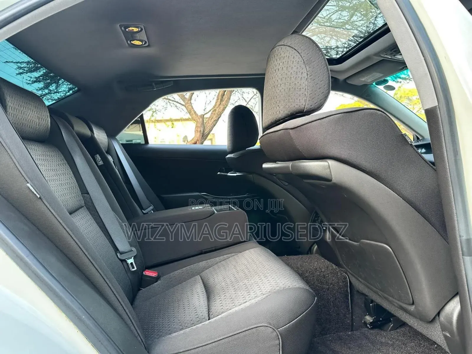 Toyota Crown 2009 Off white