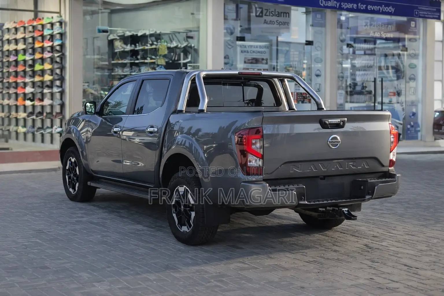 Nissan Navara 2022 Gray