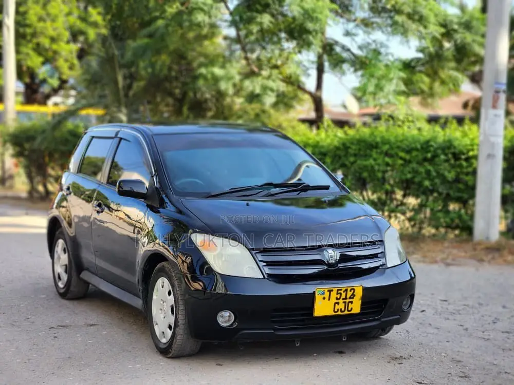 Toyota IST 2003 Black