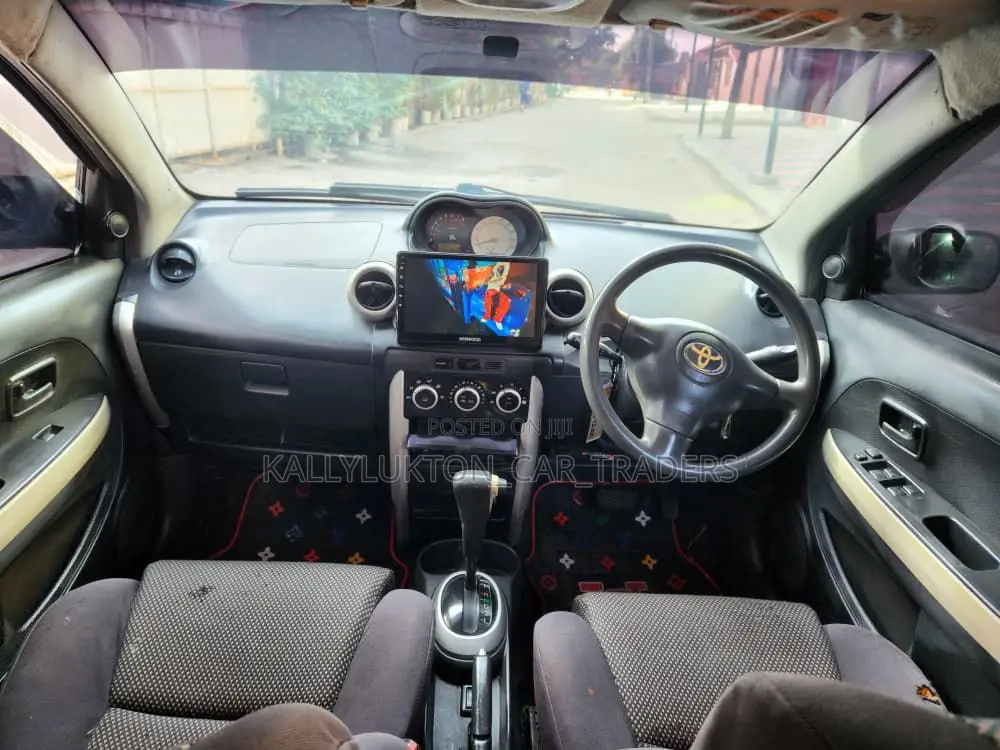 Toyota IST 2003 Black