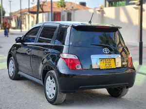 Toyota IST 2003 Black