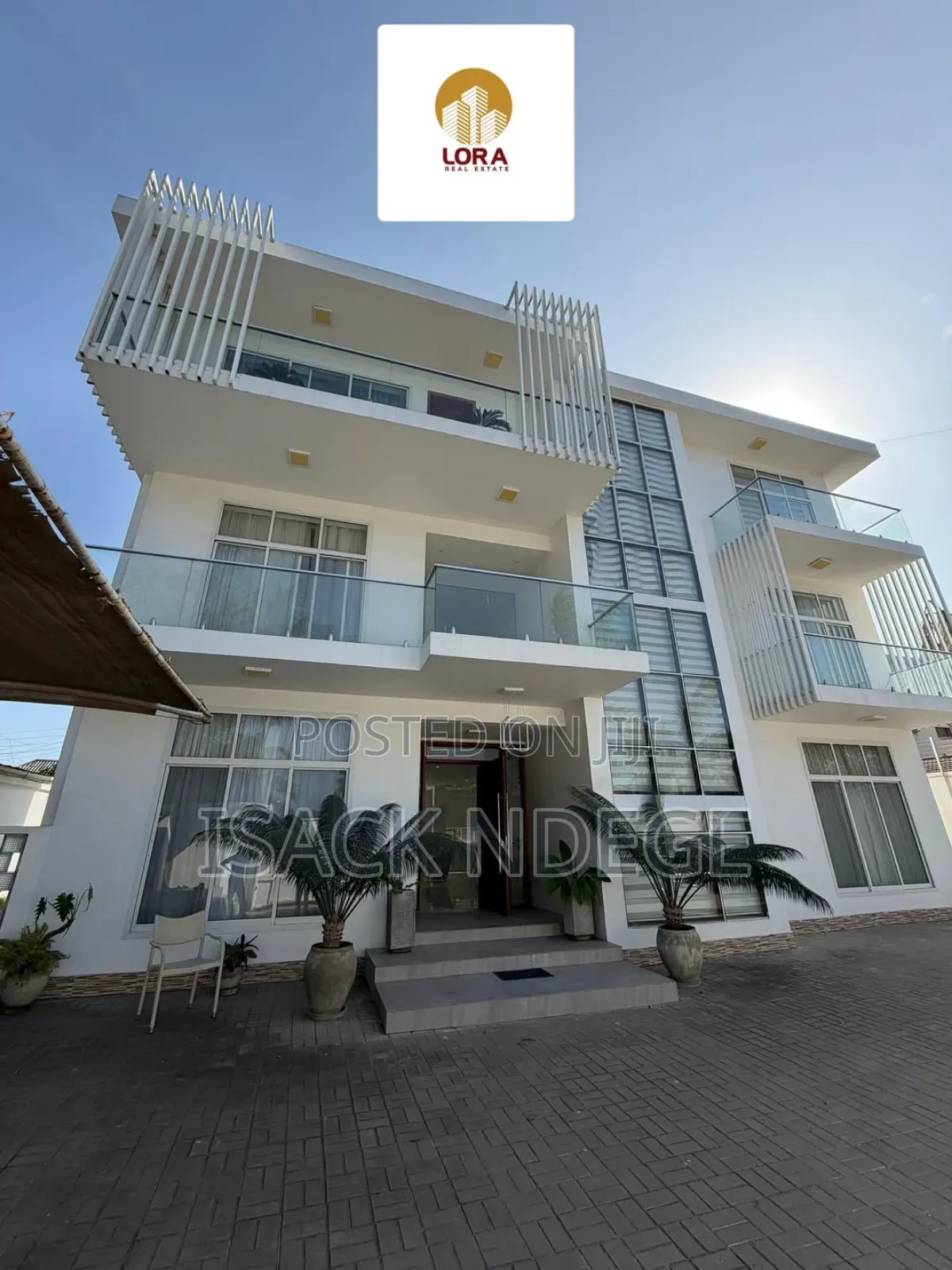 6bdrm Apartment in Ada Estate for rent