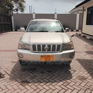 Toyota Kluger 2005 Silver