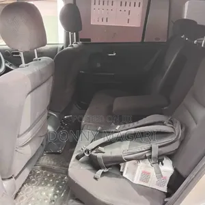 Toyota Kluger 2005 Silver